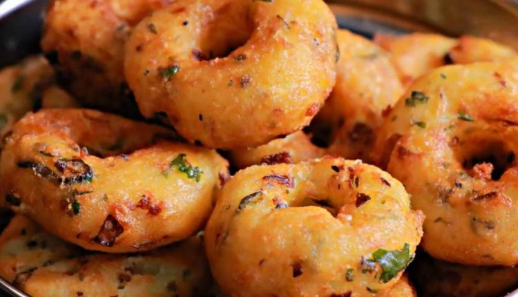 Crispy-Rice-Flour-Vada-1_11zon-1