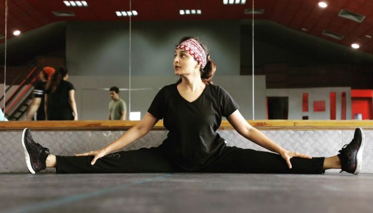 manju warrior (1)_11zon