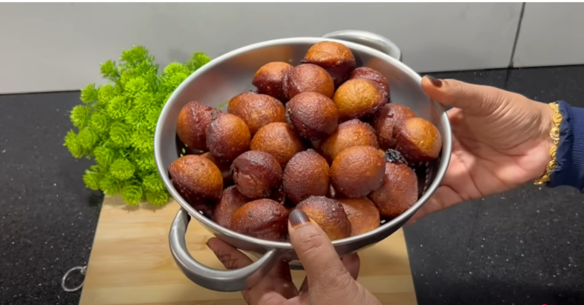 Special Chakka Unniyappam