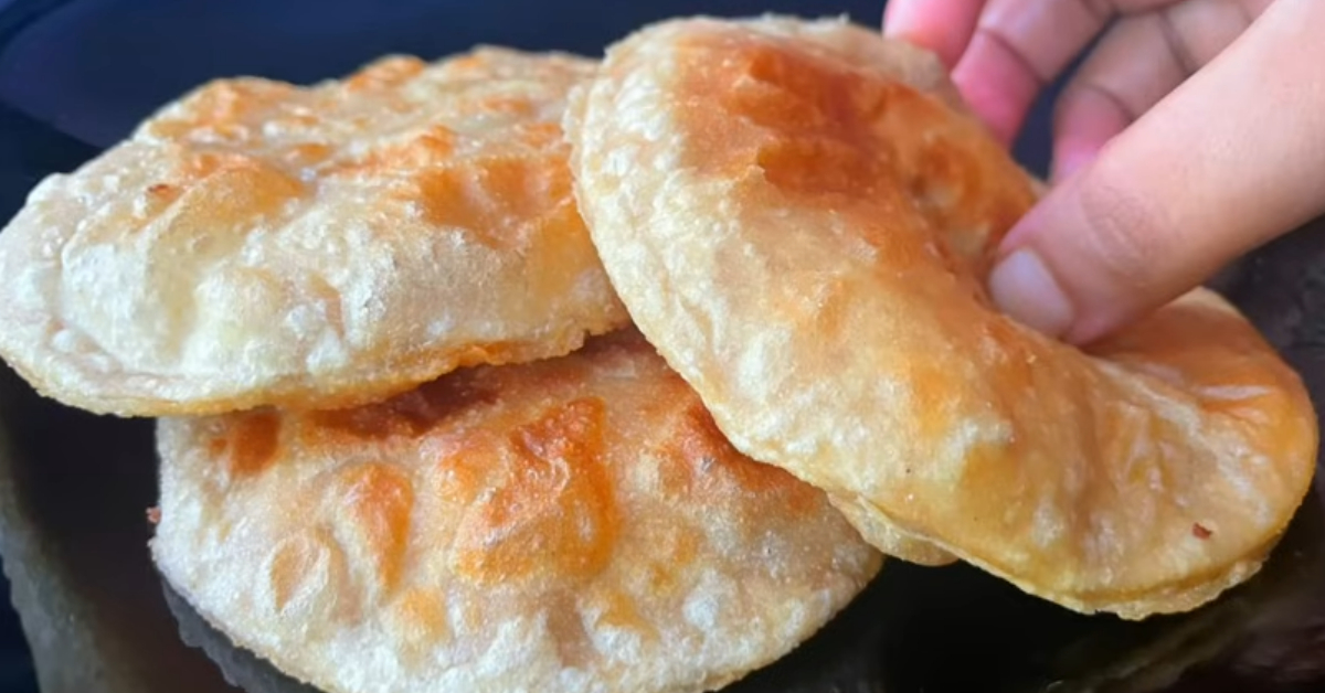 Easy Snack With Egg Fillings