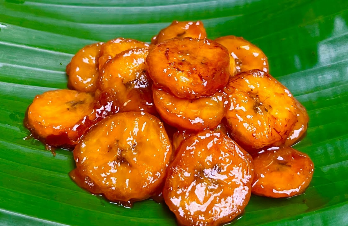 Onam Special Pazham Nurukku Recipe
